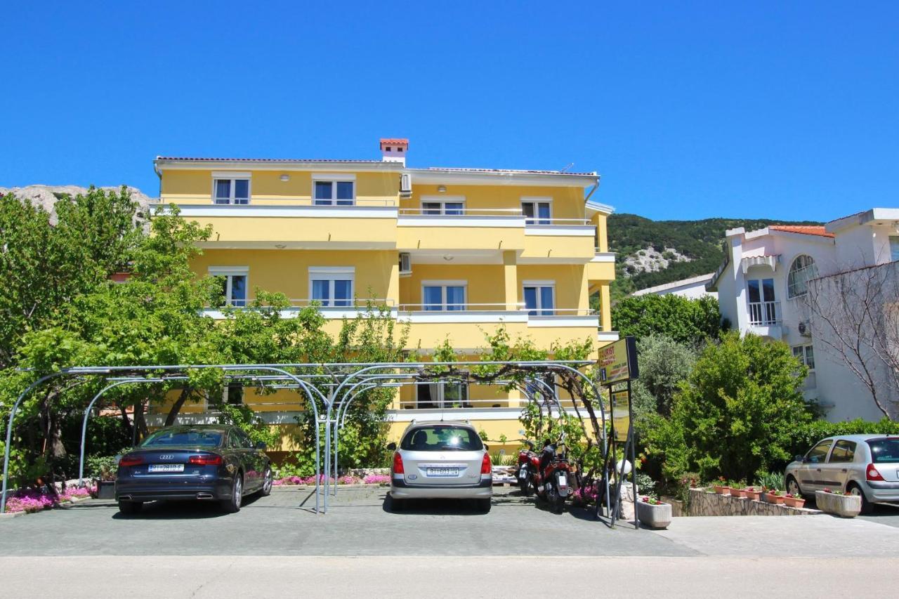 Apartments With A Parking Space Baska, Krk - 18716 Kültér fotó