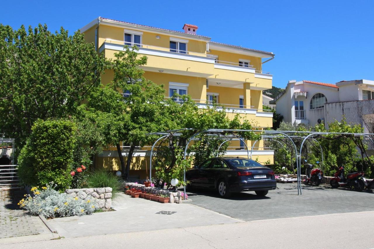 Apartments With A Parking Space Baska, Krk - 18716 Kültér fotó